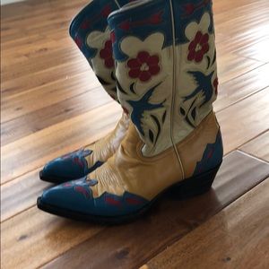 Vintage Montana Boots